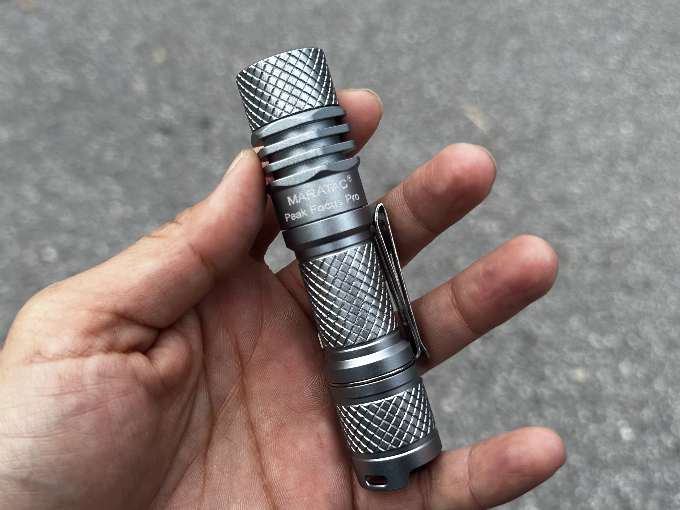 Peak Focus Pro AA / 14500 Flashlight by Maratac®